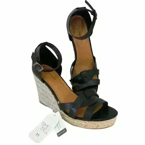 Time and Tru Shoes - Time and Tru Women's Woven Band Wedge Sandals